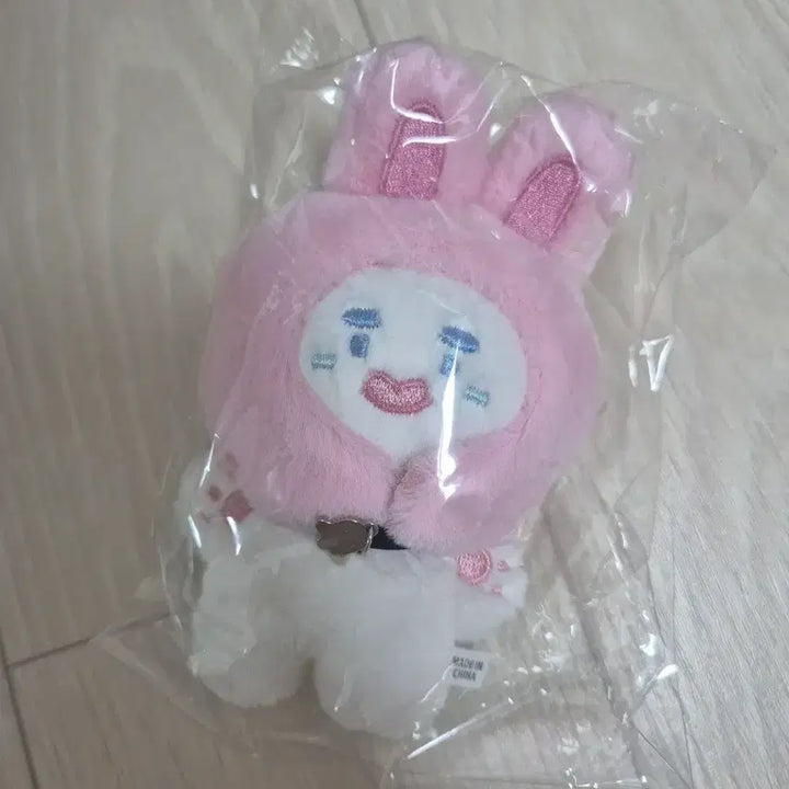 [BUNJANG] Onew Jjingnyangi 10cm Photocard Holder (Sealed) / [미개봉/미사용]온유 찡냥이 인형 10cm