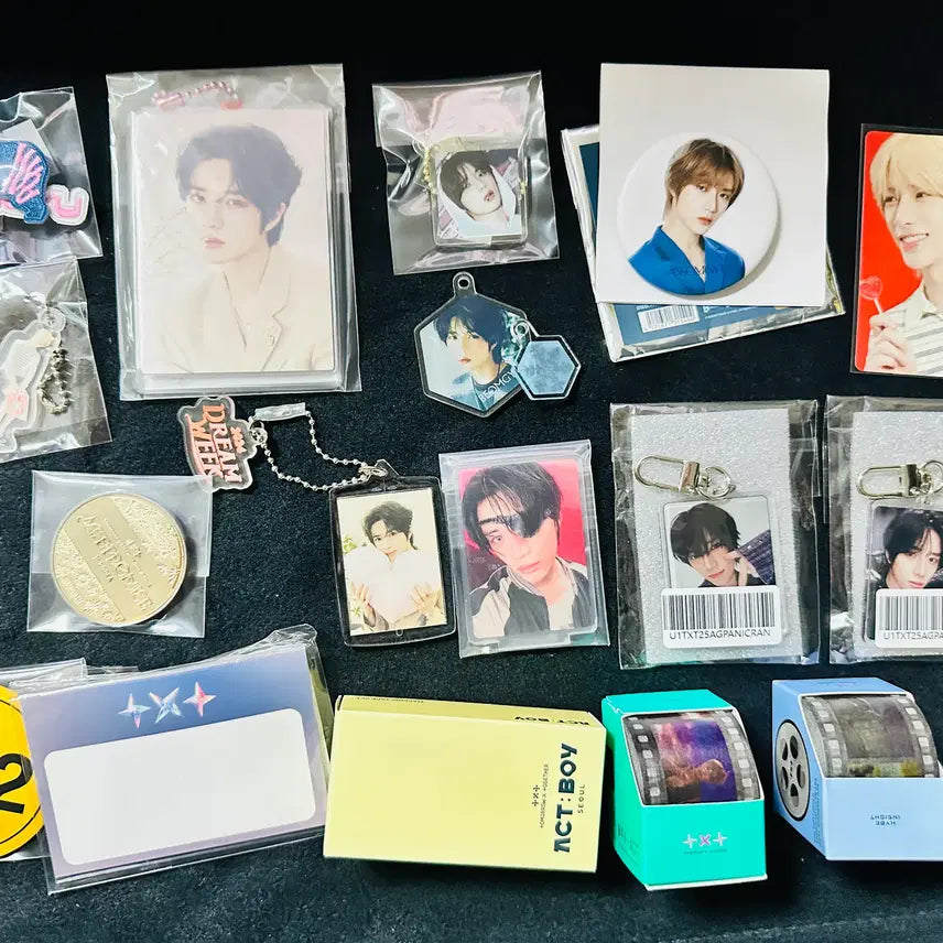 [BUNJANG] TXT Beomgyu Official Goods Bundle Set / [탈덕처분] 투바투 범규 공식 굿즈 일괄 양도