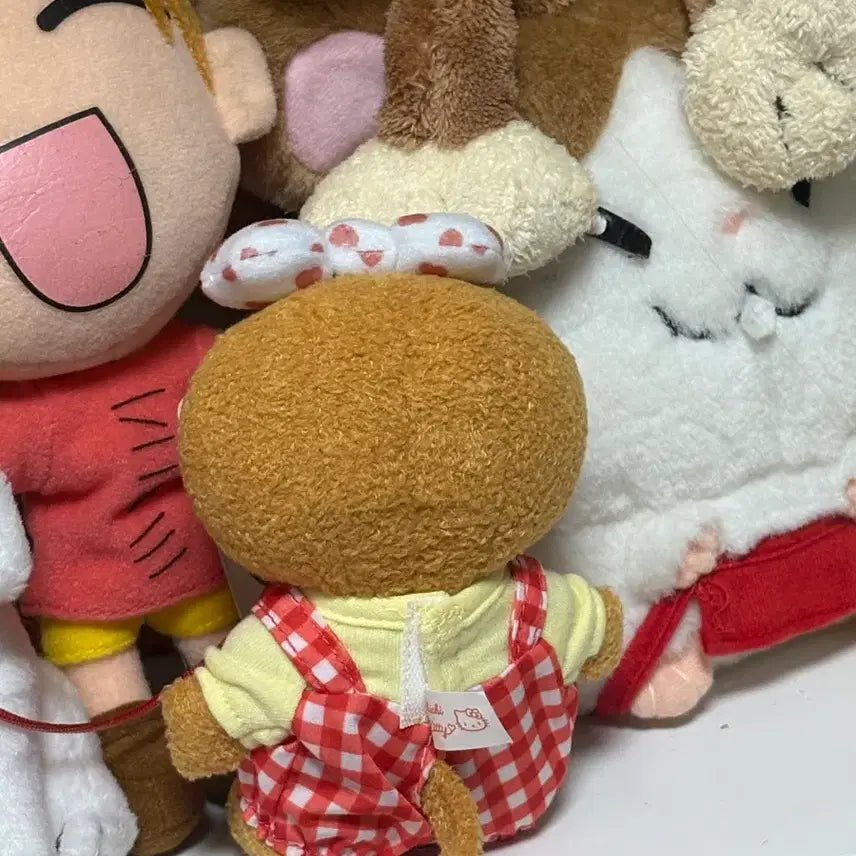 [BUNJANG] Sekiguchi Monchhichi Hello Kitty Limited Edition Collaboration Doll / 세키구치 몬치치 산리오 헬로 키티 한정 콜라보 인형