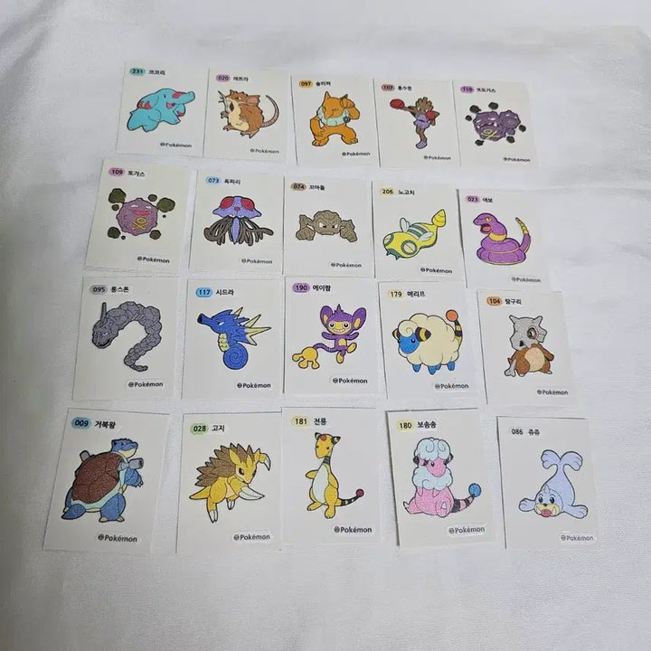 [BUNJANG] Pokemon POCKET MONSTERS TING-SEAL Sticker Set / 개별) 포켓몬스터 띠부씰 포켓몬 띠부씰 스티커