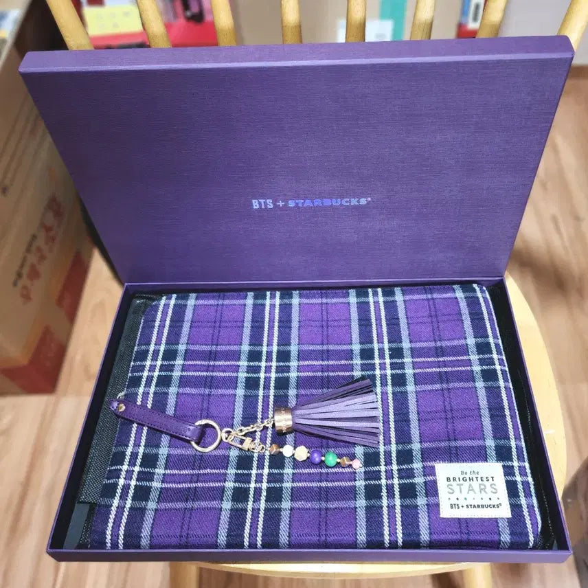 [BUNJANG] BTS x Starbucks Tartan Check Pouch &amp; Keyring Set / BTSx스타벅스 파우치+키링
