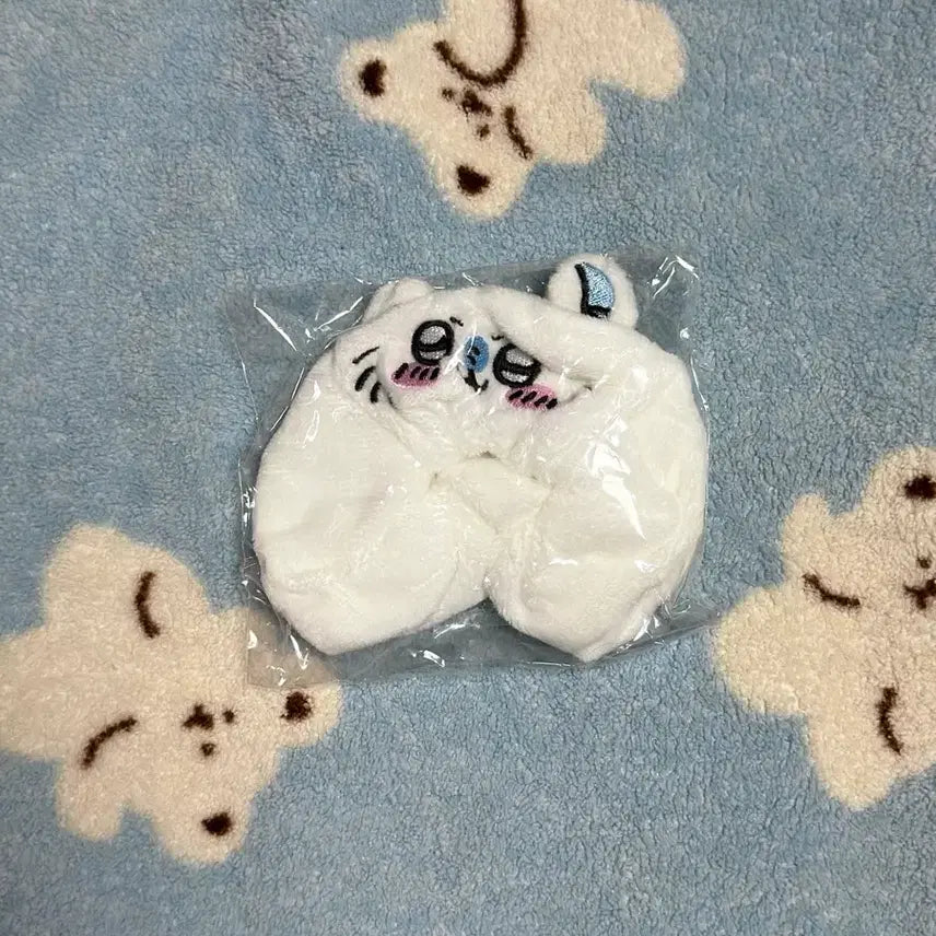 [BUNJANG] Momonga Embroidered Tag Keyring + Pouch Bag Set / 덤)모몽가 자수 태그 키링+ 파우치 가방