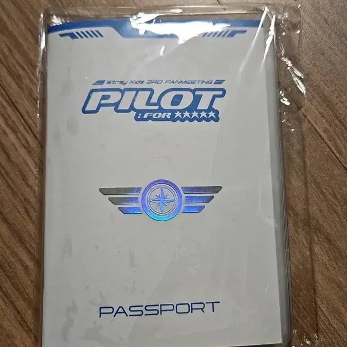 [BUNJANG] Stray Kids Pilot Fanmeeting MD Passport Set Hyunjin Sealed / 스키즈 파일럿 팬미팅 엠디 여권 세트 현진 미개봉 양도