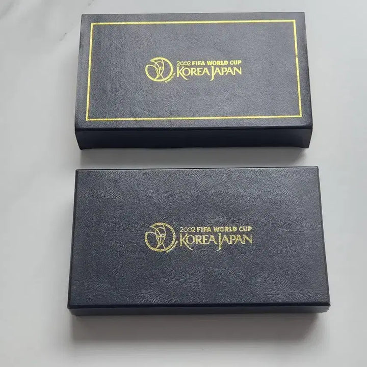 [BUNJANG] Korea Minting Corporation 2002 FIFA Korea-Japan World Cup Commemorative Coin Silver/Brass Set / [한국조폐공사] 2002 FIFA 한일 월드컵 기념주화 은/동 세트