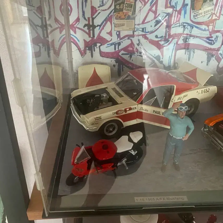 [BUNJANG] American Diorama 1/18 Scale Racing Driver Figure / 아메리칸 디오라마 1/18 레이싱 드라이버 피규어