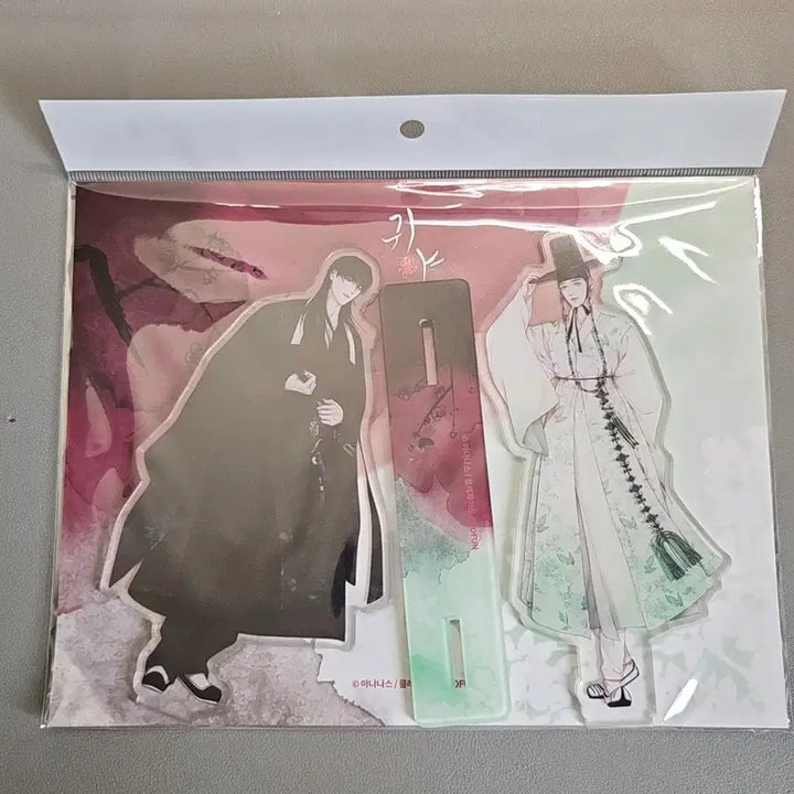 [BUNJANG] Gwiyagok Hanbok Acrylic Stand / [귀야곡] 모펀 아크릴 스탠드 한복