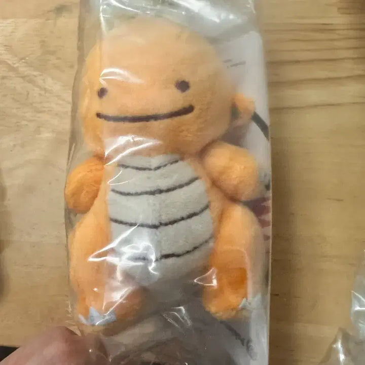 [BUNJANG] Pokemon Metamong Dragonite Transformation Keyring / 포켓몬스터 변신메타몽 망나뇽 키링