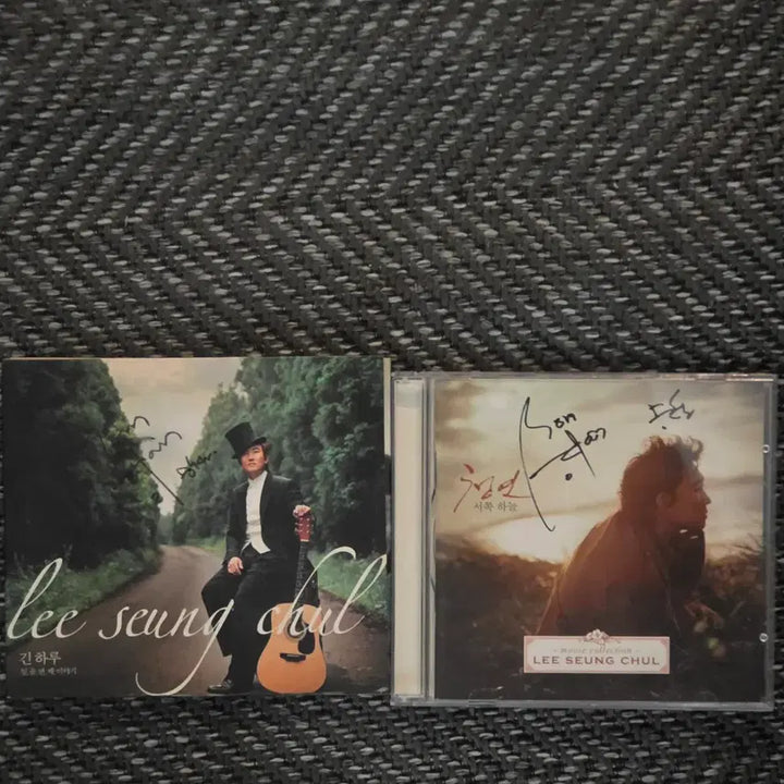 [BUNJANG] Lee Seung Chul Signed CD Bundle Set (7th Album Long Day / Cheongyeon OST West Sky) / 이승철 친필 사인 CD 2종 일괄 (7집 긴하루 / 청연 OST 서쪽하늘