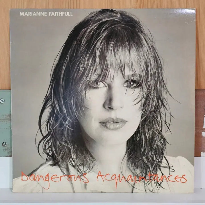 [BUNJANG] Marianne Faithfull Dangerous Acquaintances LP (1981 US Island Records) / Marianne Faithfull - Dangerous Acquaintances LP