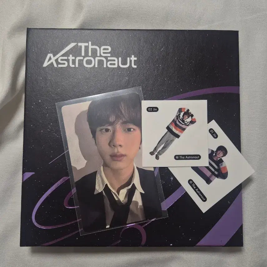 [BUNJANG] BTS Jin The Astronaut Album with Photocard / 방탄소년단 BTS 진 The Astronant 디애스트로넛 앨범(포카O)