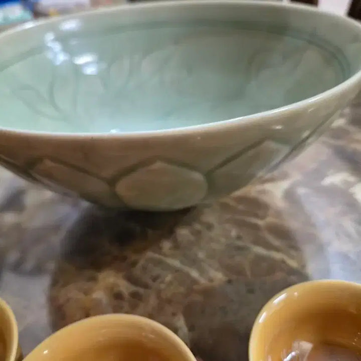 [BUNJANG] Celadon Matcha Tea Bowl with Floral Motif / 말차 다완(지름21,5)