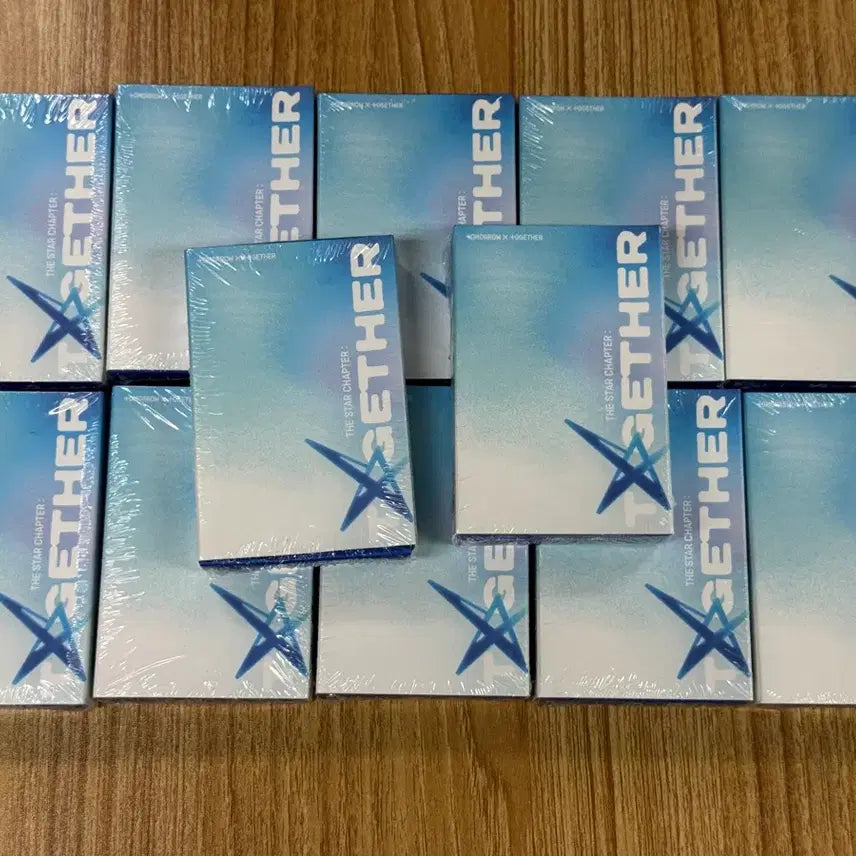 [BUNJANG] TXT Tomorrow X Together Star Chapter Mini Book Keyring Sealed Album Set (12 Random Versions) / 투바투 TXT 별의장 미니북 키링 미개봉 앨범 12장 (랜덤)