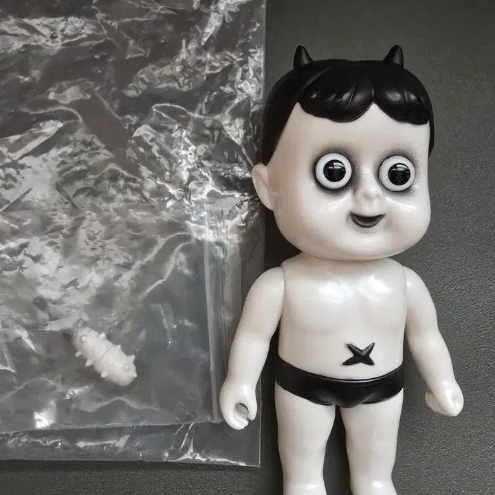 [BUNJANG] Blackpearls Hapy Ghost ver. Sofubi Art Toy / 블랙펄 blackpearls 소프비 아트토이 하피 hapy Ghost ver