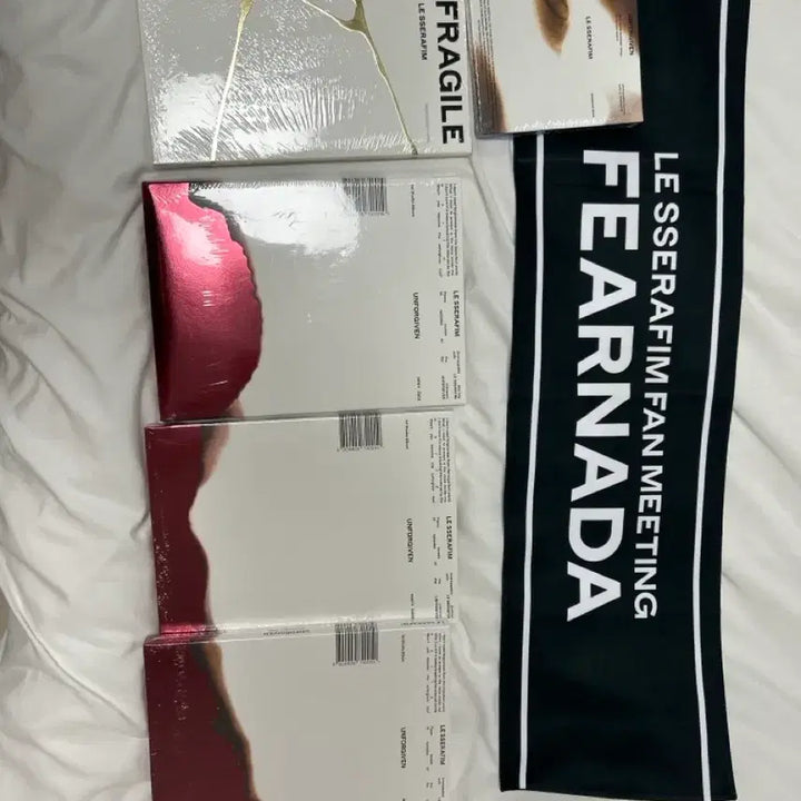 [BUNJANG] Le sserafim 1st Mini Album 2nd Mini Album Unsealed Set / Le sserafim 1st + 2nd mini album
