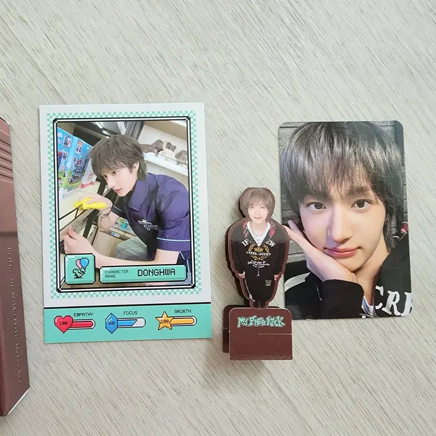 [BUNJANG] Kickflip Mini 4th Album Quest Version Donghwa Set / 킥플립 동화 세트