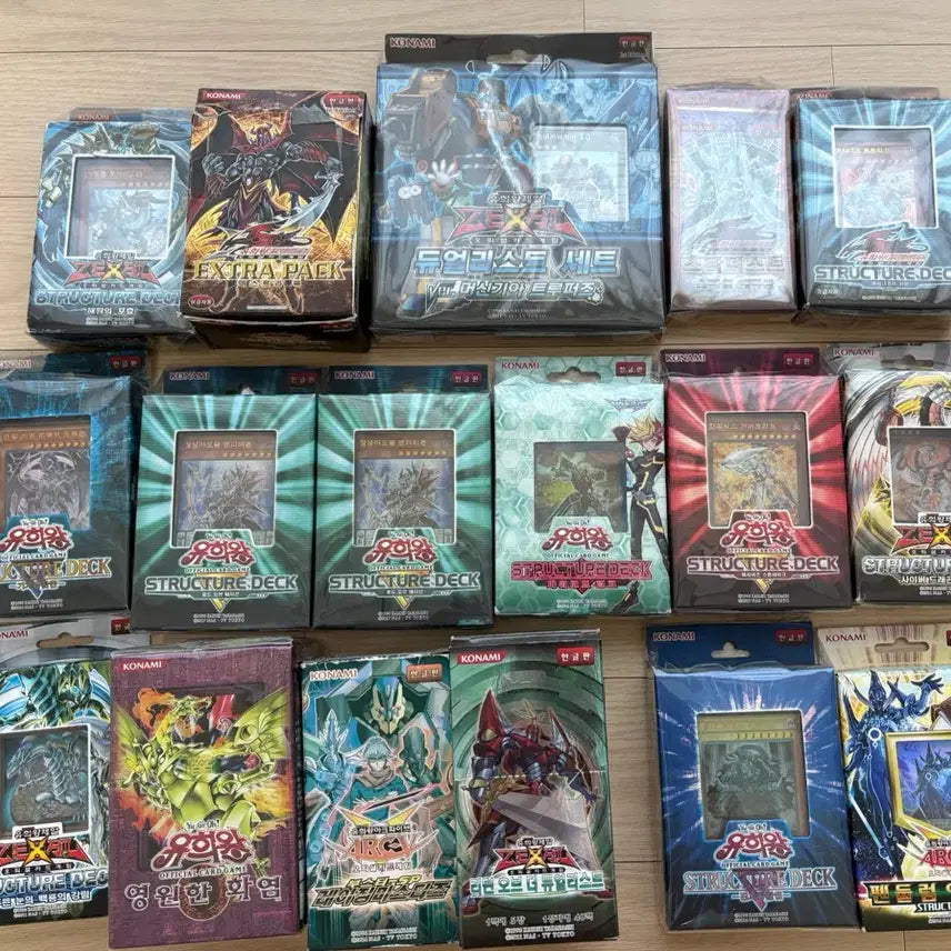 [BUNJANG] Yu-Gi-Oh! Structure Decks &amp; Booster Boxes Bundle Set / 유희왕 카드 소장 박스, 스트럭처(1st)덱 등 일괄 판매