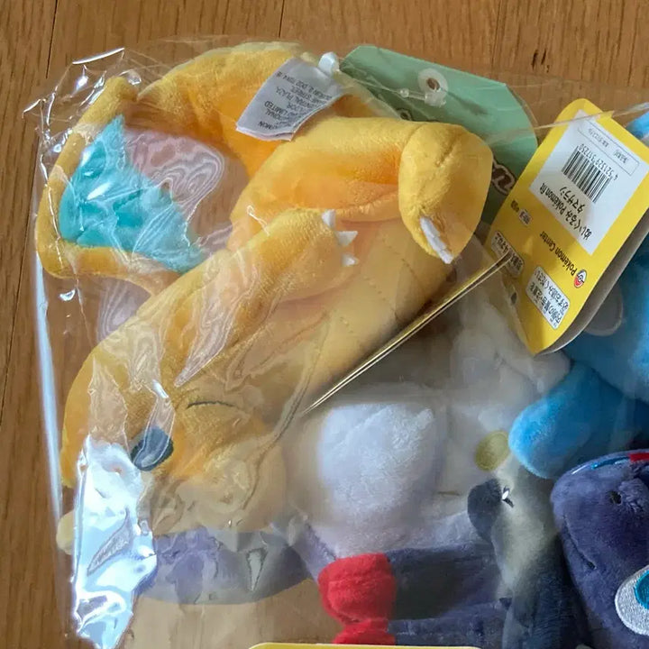 [BUNJANG] Pokemon Fit Dragonite Plush Mascot / 망나뇽 신뇽 미뇽 포켓몬스터 포켓몬 핏 fit 인형 누이 마스코트