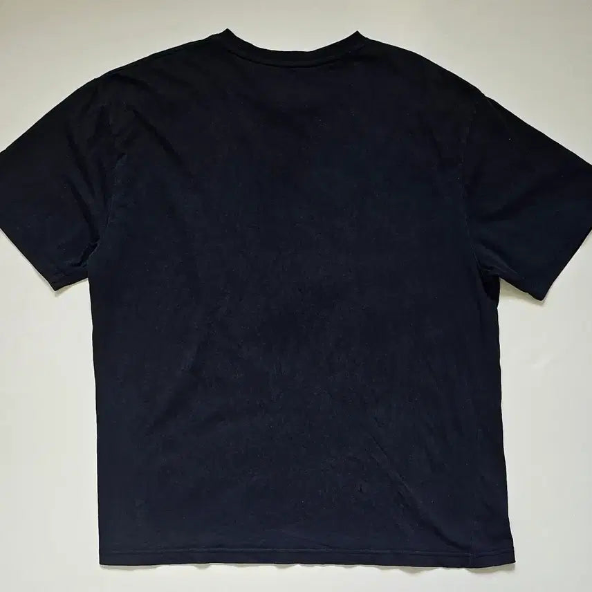 [BUNJANG] NewJeans Hyein Illustration Short-Sleeve T-Shirt Black / 뉴진스 하우 스위트 혜인 일러스트 반팔 티셔츠 블랙