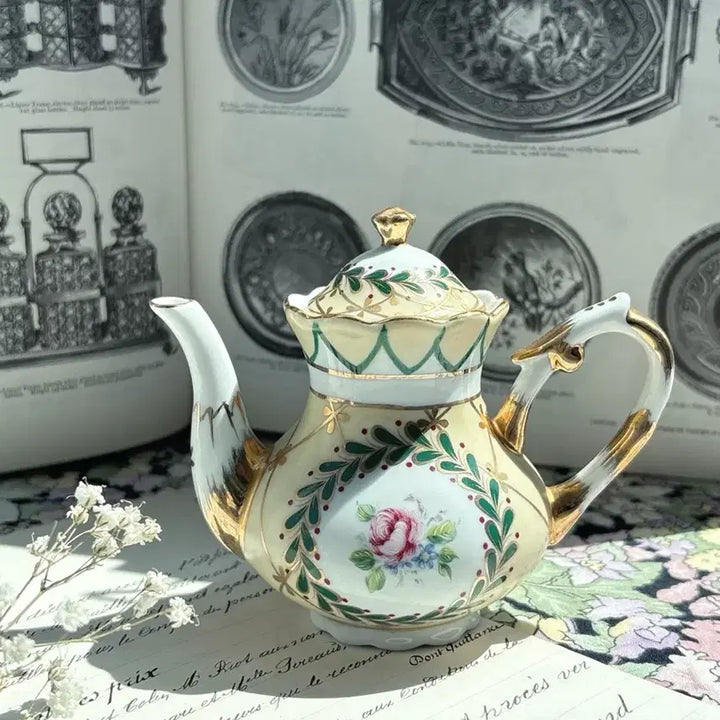 [BUNJANG] Antique Regal Hand-Painted Miniature Teapot / 영국 빈티지 Regal 핸드페인티드 미니어처 티팟