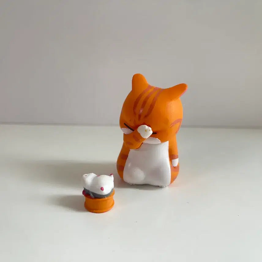 [BUNJANG] Cat and Hamster Figures Set / 고양이와 햄스터 피규어
