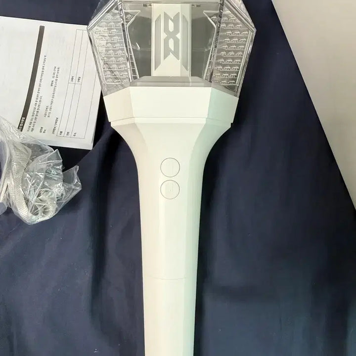 [BUNJANG] MONSTA X Official Light Stick Ver. 3 / 몬둥이 몬스타엑스 응원봉팝니다 ver.3