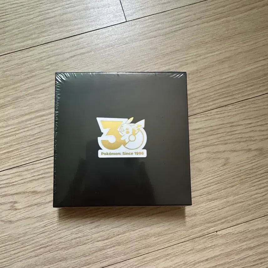 [BUNJANG] Pokemon 30th Anniversary July 2026 Badge (Sealed) / [미개봉] 포켓몬 2026 7월 뱃지 판매합니다