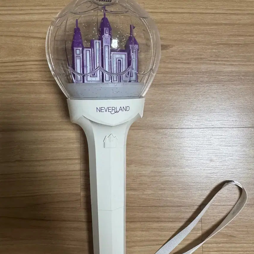 [BUNJANG] G)I-DLE (G)I-DLE Official Light Stick Never Bong Ver. 2 / 아이들 응원봉 네버봉 ver.2 양도