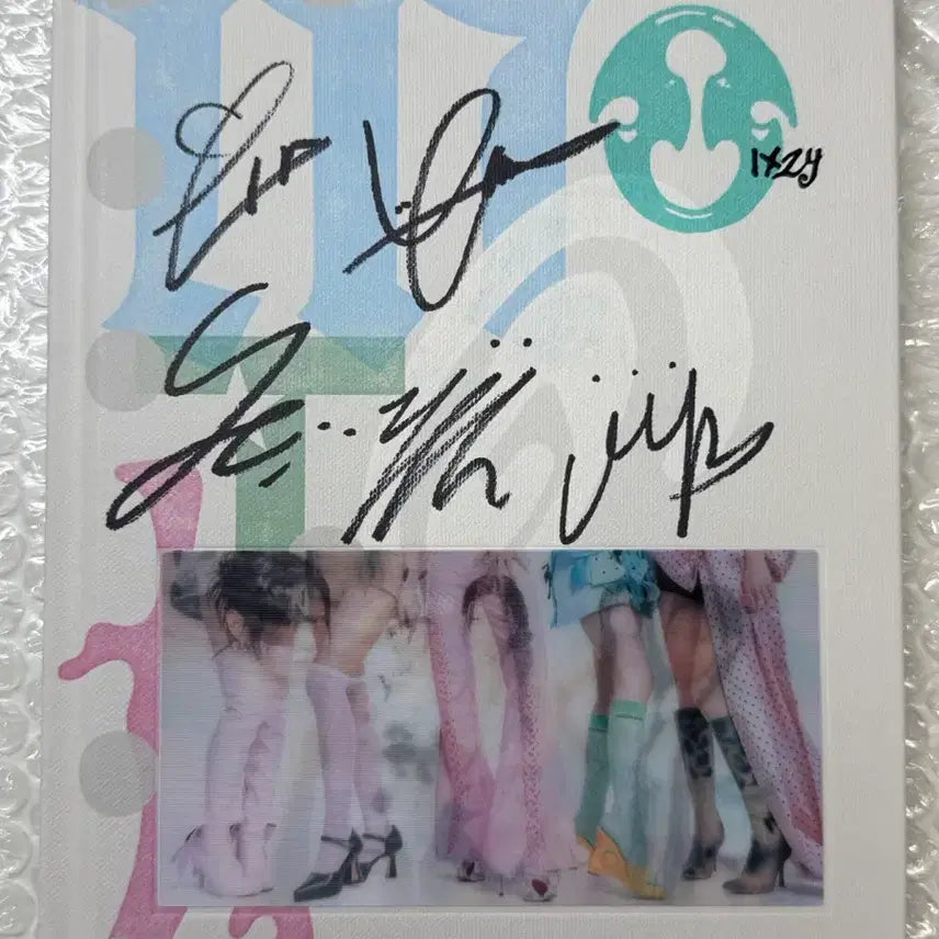 [BUNJANG] ITZY Motto Autographed Album / 있지 친필사인 앨범 motto