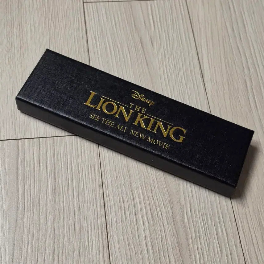 [BUNJANG] Disney The Lion King 2019 Premiere Exclusive Ballpoint Pen / [2019초희귀한정판]영화 디즈니 라이온킹 프리미어 시사회 경품 볼펜