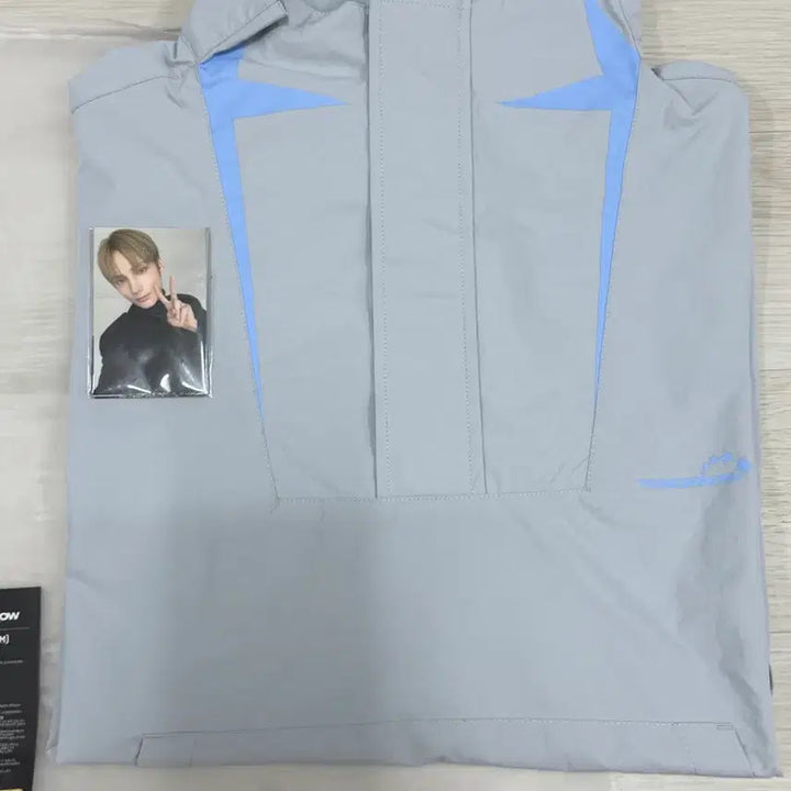 [BUNJANG] TXT World Tour Official MD Anorak Jumper M Size / 투바투 월드 투어 공식 MD 아노락 점퍼 M