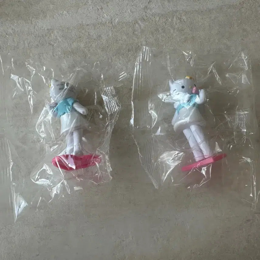 [BUNJANG] Long-Legged Hello Kitty Style-Up Mascot Figure Angel Kitty / 롱다리 헬로키티 스타일업 마스코트 피규어 가챠 엔젤 키티