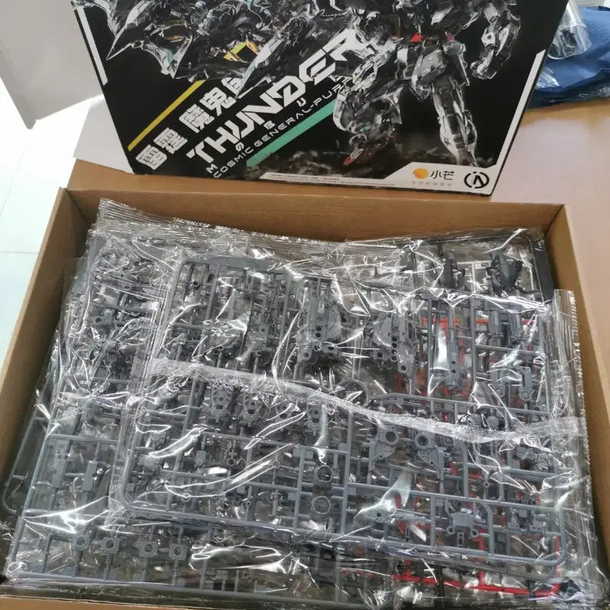 [BUNJANG] Infinite Dimension 1/100 Thunderbolt Ma-Gwi-Eo Plastic Model Kit New / 인피니트디멘션 1/100 썬더볼트 마귀어 프라모델   새제품