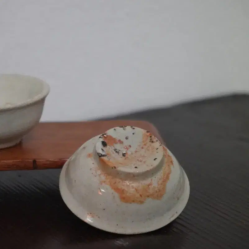 [BUNJANG] 15th-16th Century Joseon Dynasty White Porcelain Cup / 조선시대 15-16세기 백자 잔