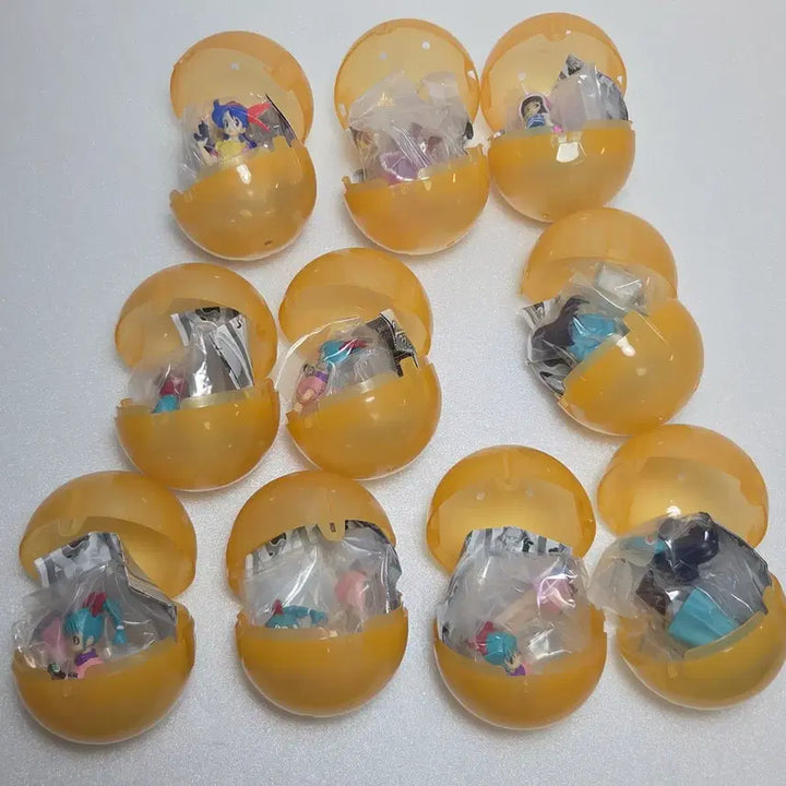 [BUNJANG] Dragon Ball Another 2 Gashapon Bulma Figure / 드래곤볼 Another 2 가샤폰 부르마 피규어