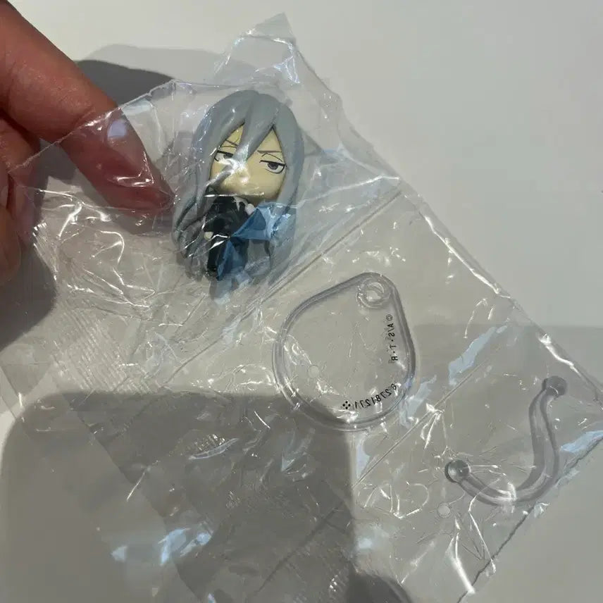 [BUNJANG] Katekyo Hitman Reborn! Squalo Figure (Unsealed) / 가히리 가챠 스쿠알로 피규어 미개봉
