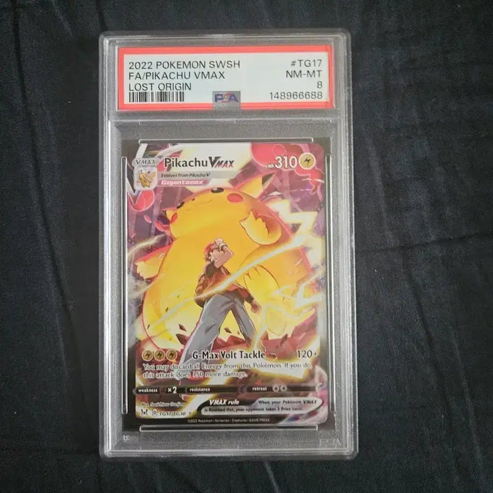 [BUNJANG] Pokemon North American Pikachu VMAX PSA 8 Graded Card / 포켓몬카드 북미판 피카츄 psa8
