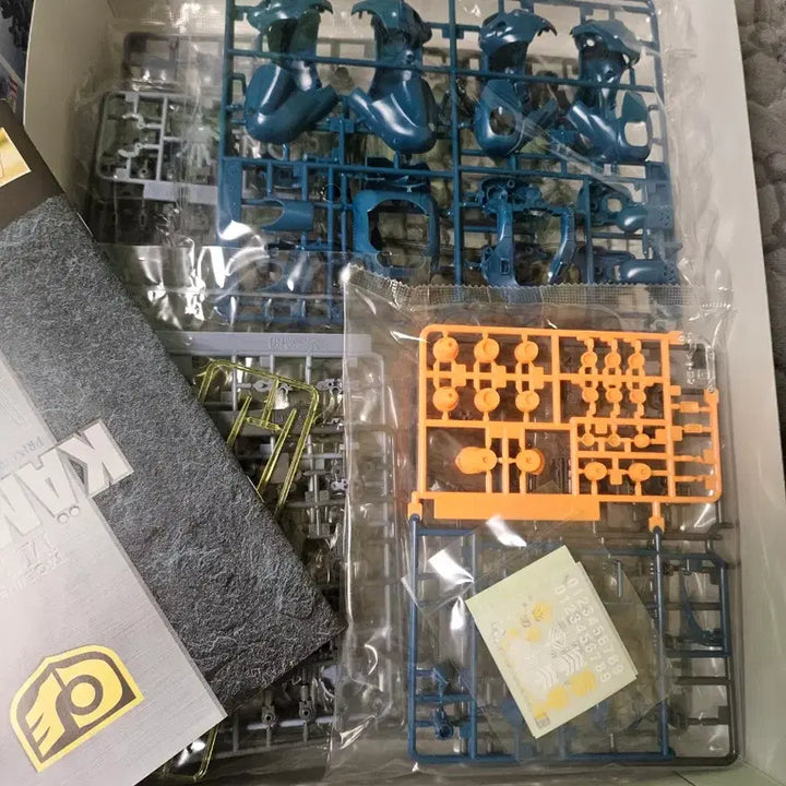 [BUNJANG] Bandai MG 1/100 Kampfer Perfect Grade Model Kit / 반다이 MG 1/100 캠퍼