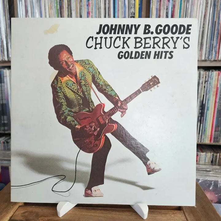 [BUNJANG] Chuck Berry Golden Hits LP - Rock &amp; Roll Compilation / (록앤롤의 아버지, 기타리스트 척 베리, 대표곡 모음 앨범) Chuck Berry - Golden Hits LP