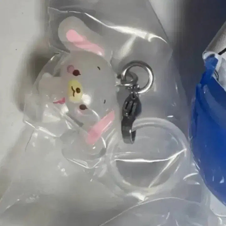 [BUNJANG] Sanrio Yuruto Mejirushi Sugarbunnies Shirousa Charm / 산리오 유루토 메지루시 슈가바니즈 *시로우사