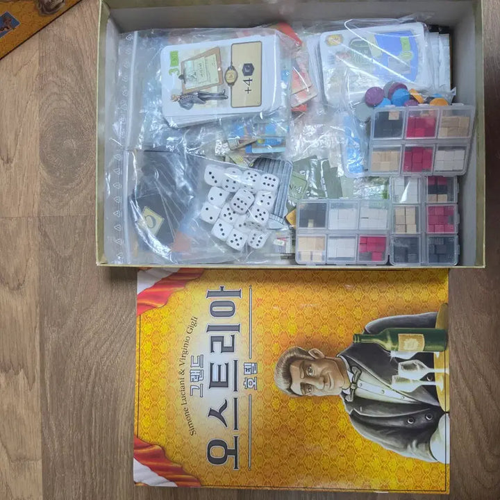 [BUNJANG] Grand Austria Hotel Board Game Korean Edition / 그랜드 오스트리아 호텔 보드게임 한국어판