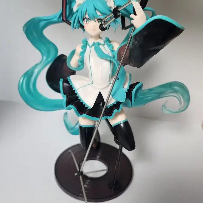 [BUNJANG] Hatsune Miku 2023 Birthday Figure / 2023 미쿠 생일 피규어 팝니다