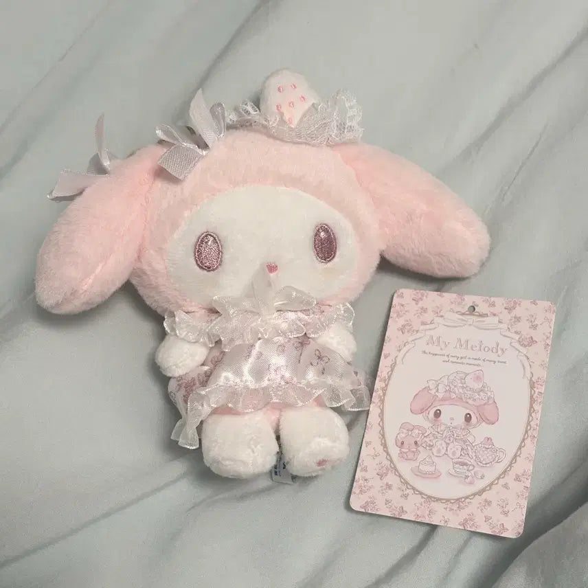 [BUNJANG] Sanrio My Melody Shiroichigo Teatime Mascot Plush Keychain / 마이멜로디 시로이치고 티타임 마스코트 인형 키링