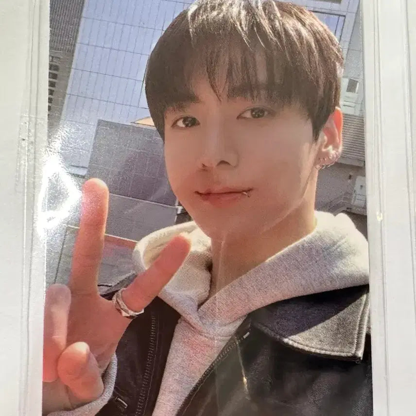 [BUNJANG] BTS Arirang Europe Madrid Lucky Draw Jungkook Photocard / 방탄소년단 아리랑 유럽 마드리드 럭드 정국