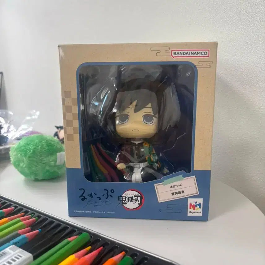 [BUNJANG] Demon Slayer Giyu Look Up Figure &amp; Paper Goods Bundle / 귀멸의 칼날 기유 룩업 판매