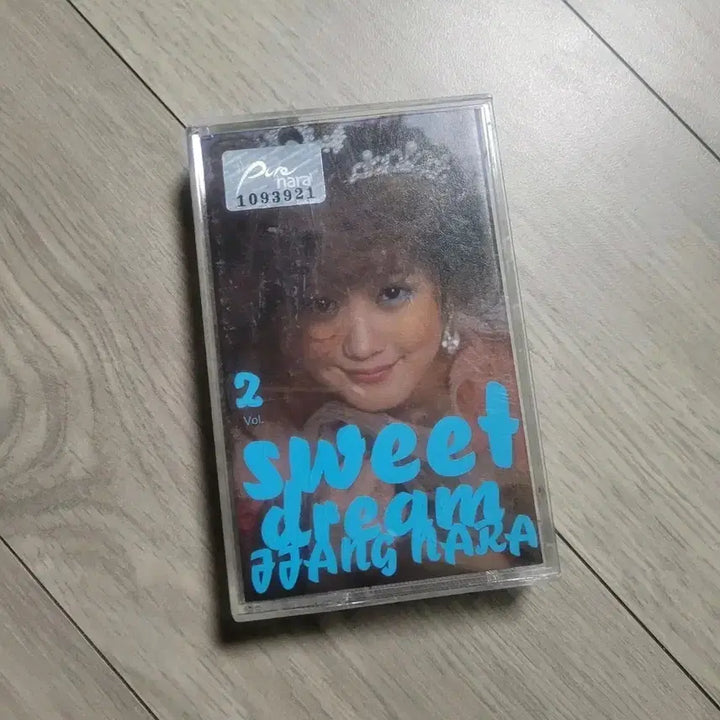 [BUNJANG] Jang Na-ra Vol. 2 Sweet Dream Cassette Tape / 장나라 Vol.2 Sweet dream 카세트 테이프