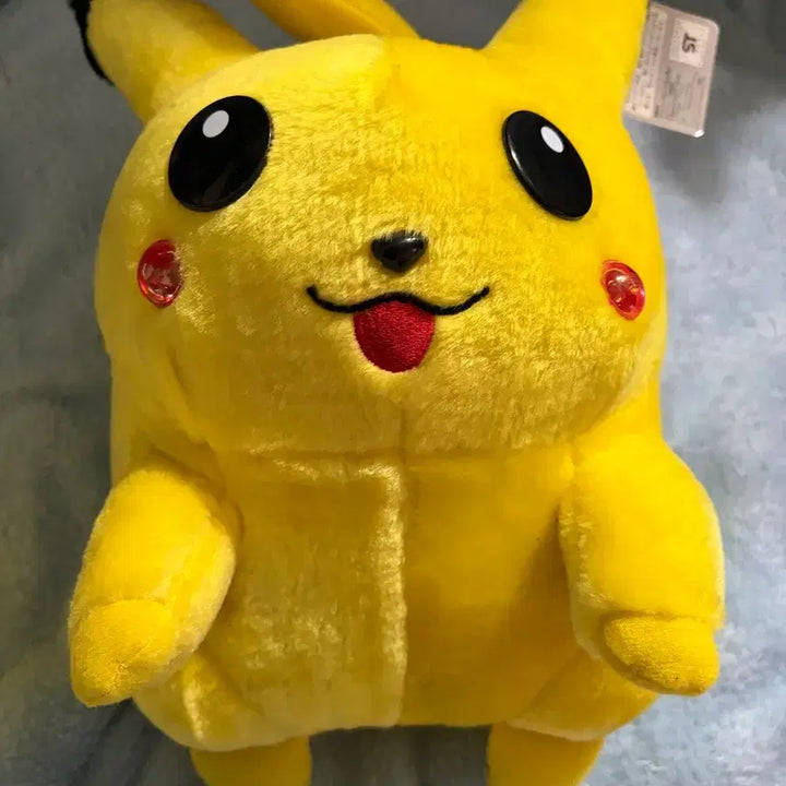 [BUNJANG] Pokemon Pikachu (Chubby Pikachu) Large Plush Doll / 포켓몬스터 고전피카츄 뚱카츄 대형 인형 정품