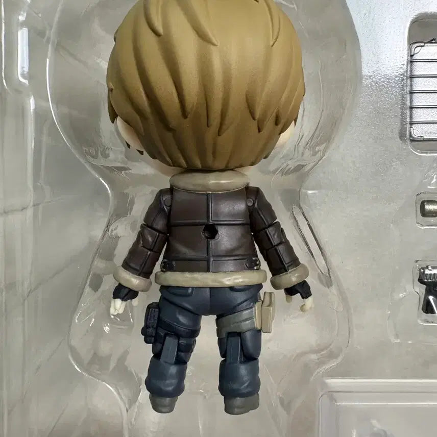 [BUNJANG] Resident Evil RE4 Leon Nendoroid (Opened) / 넨도로이드 바이오하자드 레지던트 이블 re4 레온 개봉품 팝니다