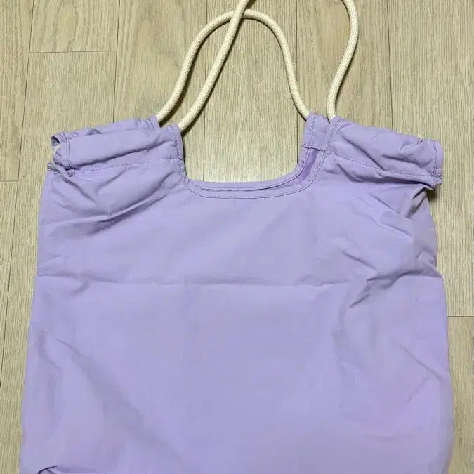 [BUNJANG] Chiikawa Momonga Shoulder Bag - Usagi Hachware / 치이카와 먼작귀 모몽가 숄더백 가방 굿즈 우사기 하치와레