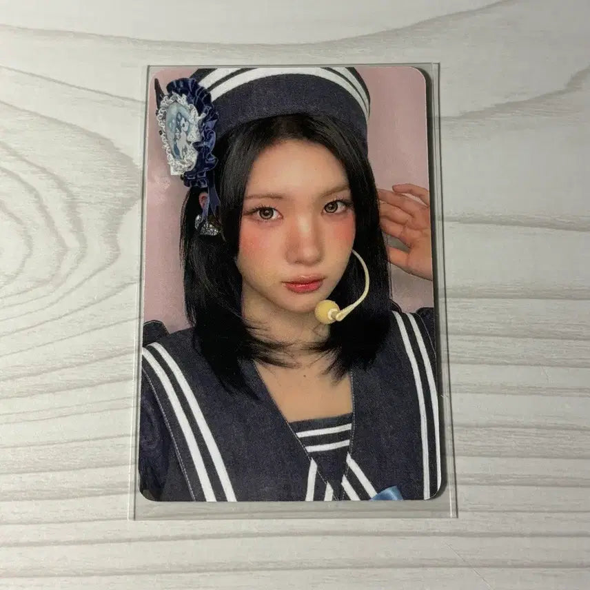 [BUNJANG] Hats to Hearts Jueun Apple Music Lucky Draw Photocard / 하츠투하츠 애플뮤직 럭드 주은 포카