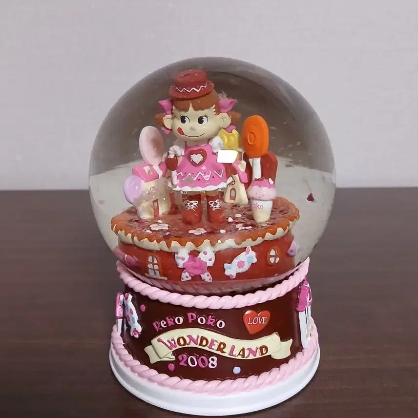 [BUNJANG] Peko-chan Wonderland Theme Snow Globe / 페코짱 스노우볼 팝니다